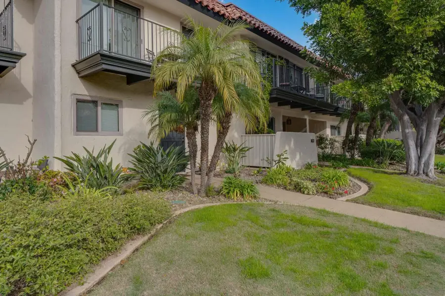 3290 Loma Riviera Dr, San Diego, CA 92110 - Image #3
