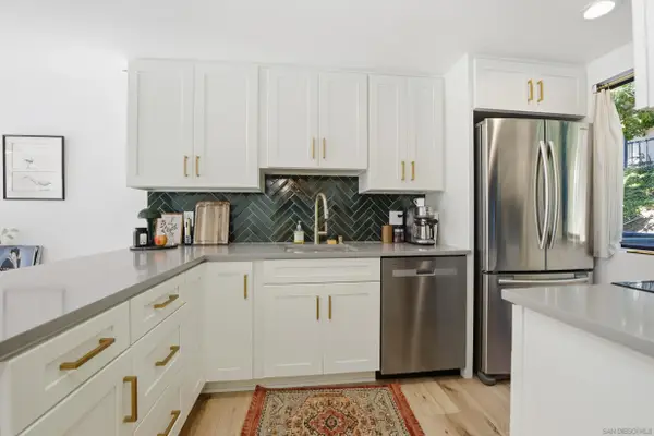 2352 Caringa #C, Carlsbad, CA 92009