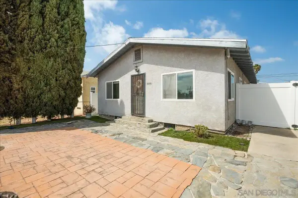 2931 Dahlia St, San Diego, CA 92105