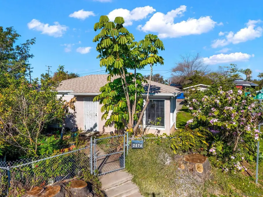 2074 El Dora St, Lemon Grove, CA 91945 - #3