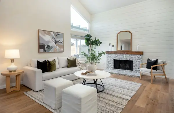 11286 Caminito Aclara, San Diego, CA 92126