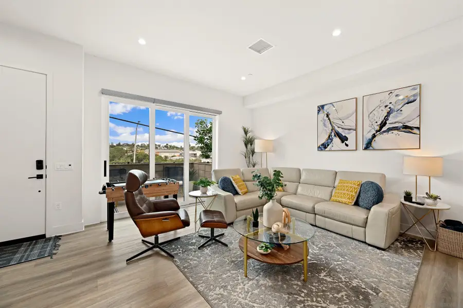 1055 32nd St #9, San Diego, CA 92102 - Image #3