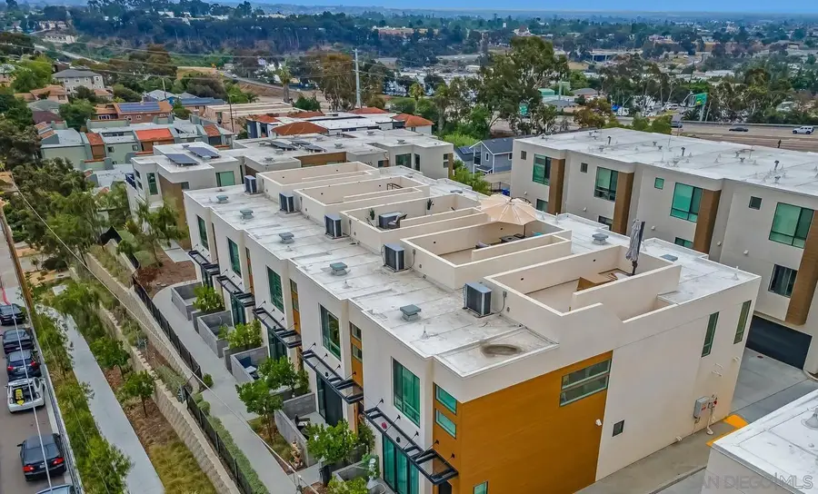 1055 32nd St #8, San Diego, CA 92102 - Image #2