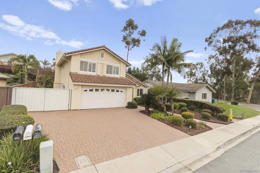 10415 Southern Pine Place, San Diego, CA 92131 - Image #3