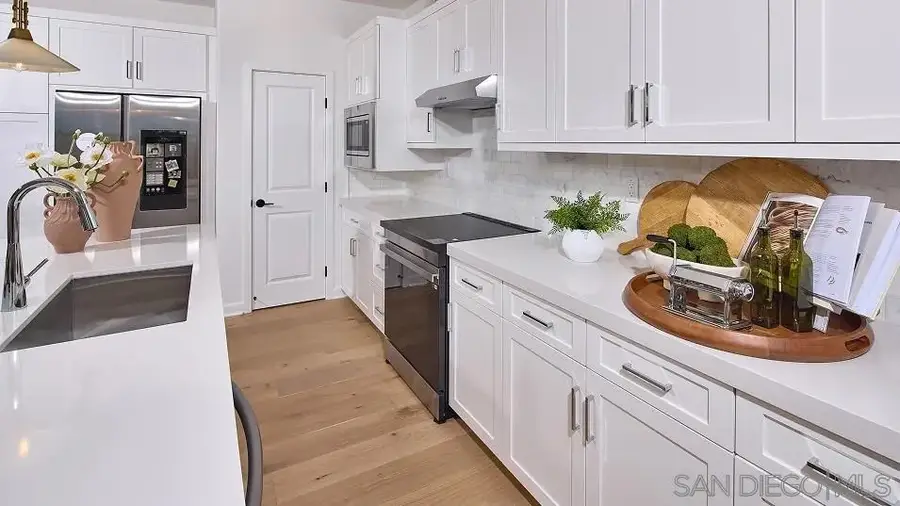 111 Metz Way, Oceanside, CA 92057 - Image #3