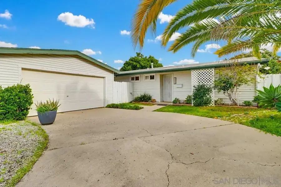 3215 Cabrillo Mesa Dr, San Diego, CA 92123 - Image #2