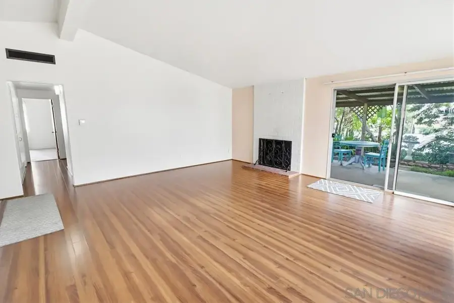 3215 Cabrillo Mesa Dr, San Diego, CA 92123 - Image #3