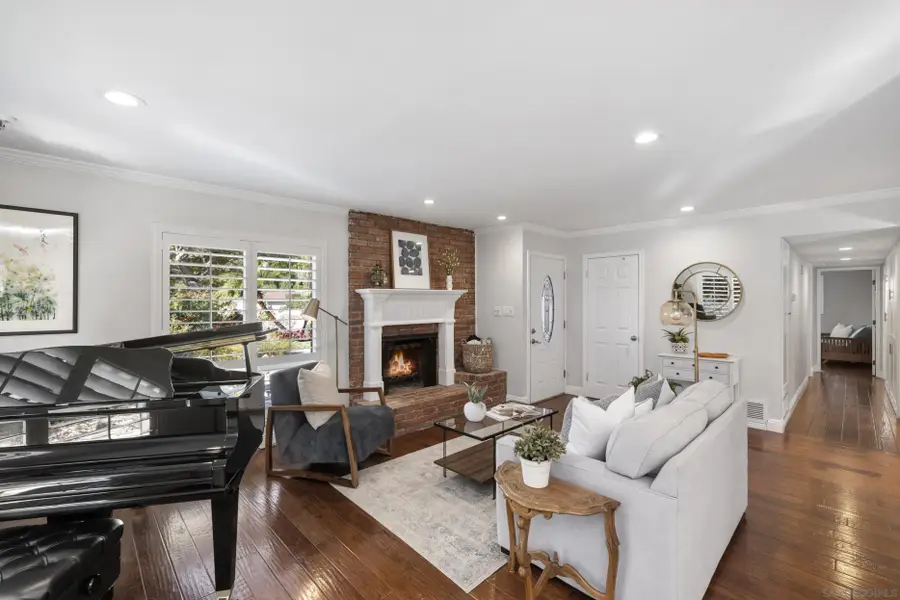 5606 Adobe Falls Pl, San Diego, CA 92120 - #2