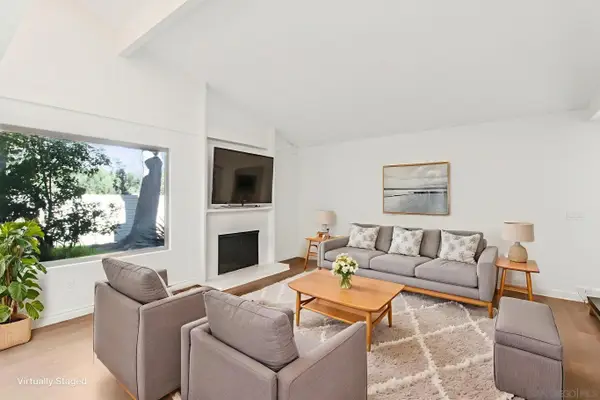 8988 Caminito Verano, La Jolla, CA 92037