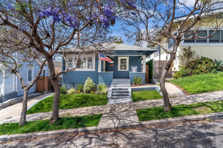 418 W Ivy Street, San Diego, CA 92101 - Image #2