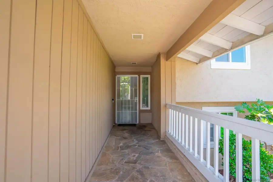 1116 Circle Dr, Escondido, CA 92025 - Image #3