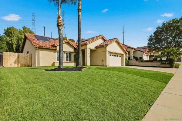 13856 Jack Oak Ln, Lakeside, CA 92040