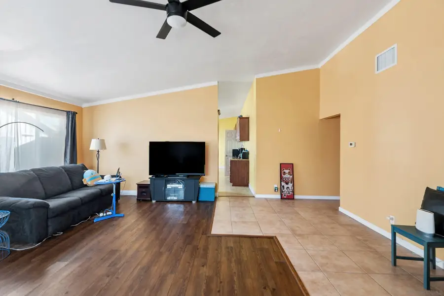 11343 Avenida Del Gato, San Diego, CA 92126 - Image #3