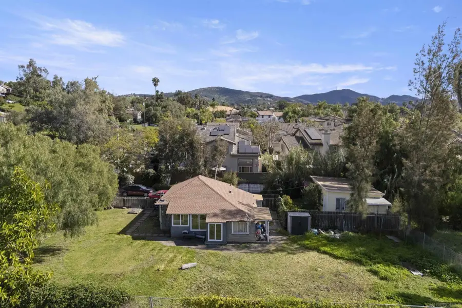 803 & 803 1/2 Taylor Street, Vista, CA 92084 - Image #3