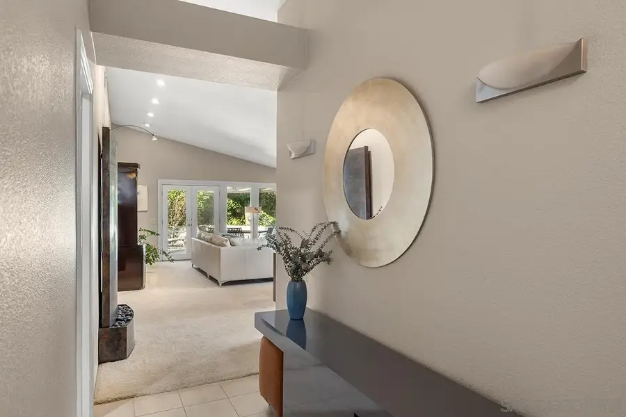 4086 Caminito Terviso, San Diego, CA 92122 - Image #3