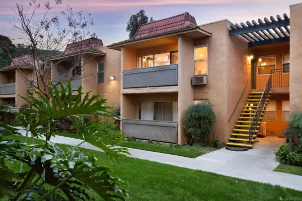 6901 Alvarado Rd #9, San Diego, CA 92120