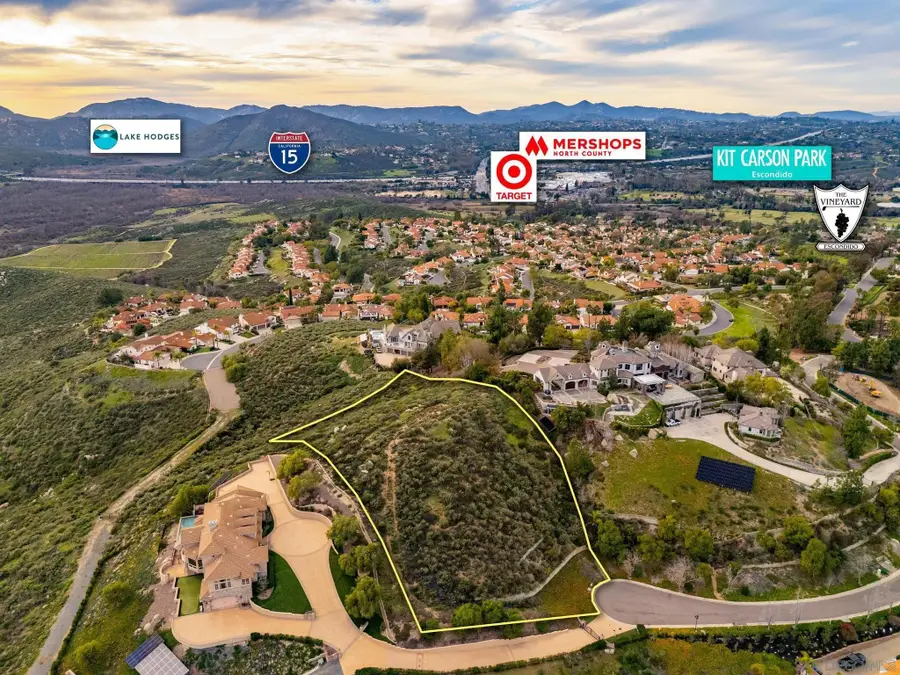 21 Stonepointe Drive #21, Escondido, CA 92025 - Image #2