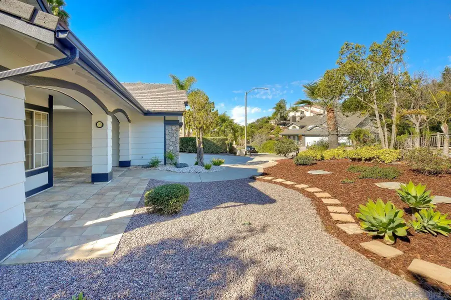 2785 Canyon Oak Pl, Escondido, CA 92029 - #3