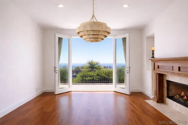 1690 Gascony Rd, Encinitas, CA 92024