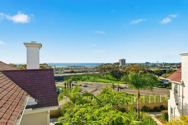 845 Harbor Cliff Way #305, Oceanside, CA 92054