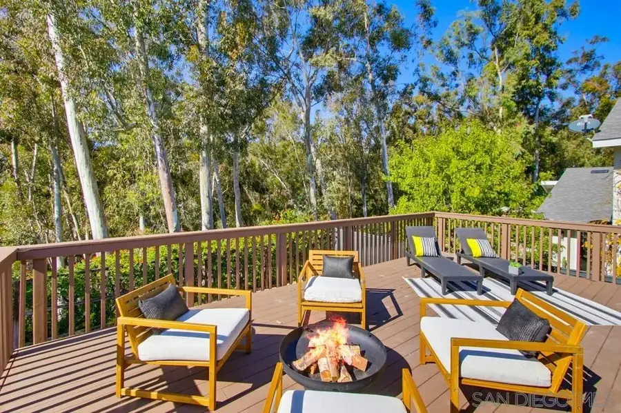 10260 Meadowview Dr, San Diego, CA 92131 - Image #3