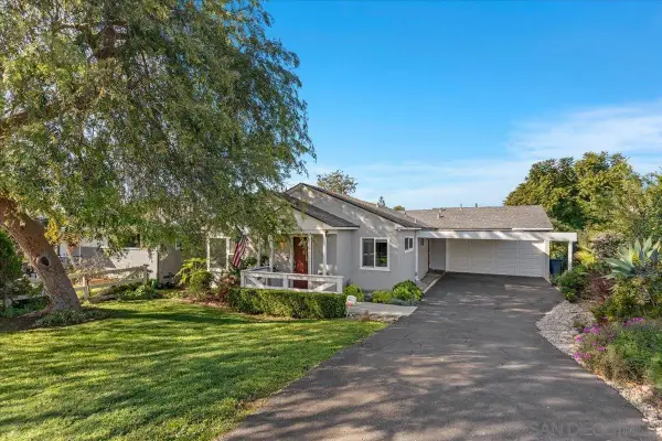 1332 Palomar Ter, Escondido, CA 92027