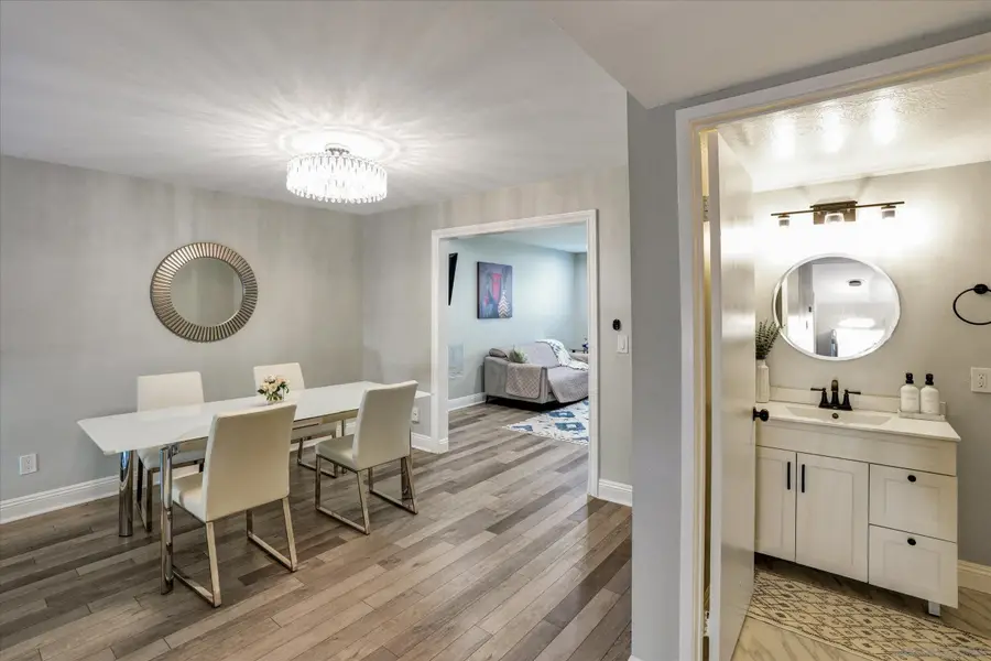 6786 Caminito Del Greco, San Diego, CA 92120 - Image #2