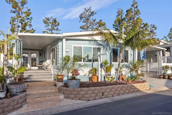 7326 San Bartolo #220, Carlsbad, CA 92011