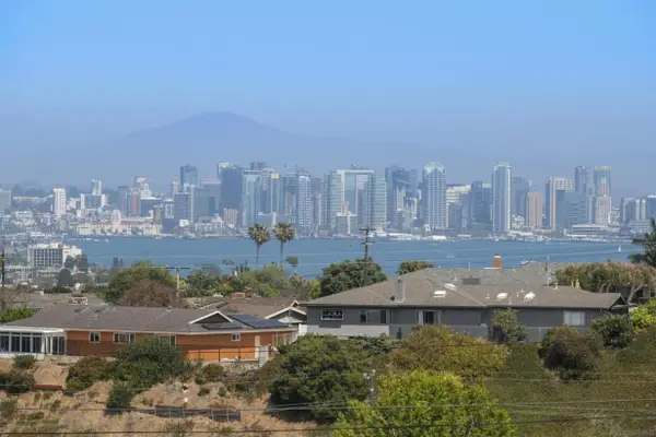 1151 Catalina Boulevard, San Diego, CA 92107