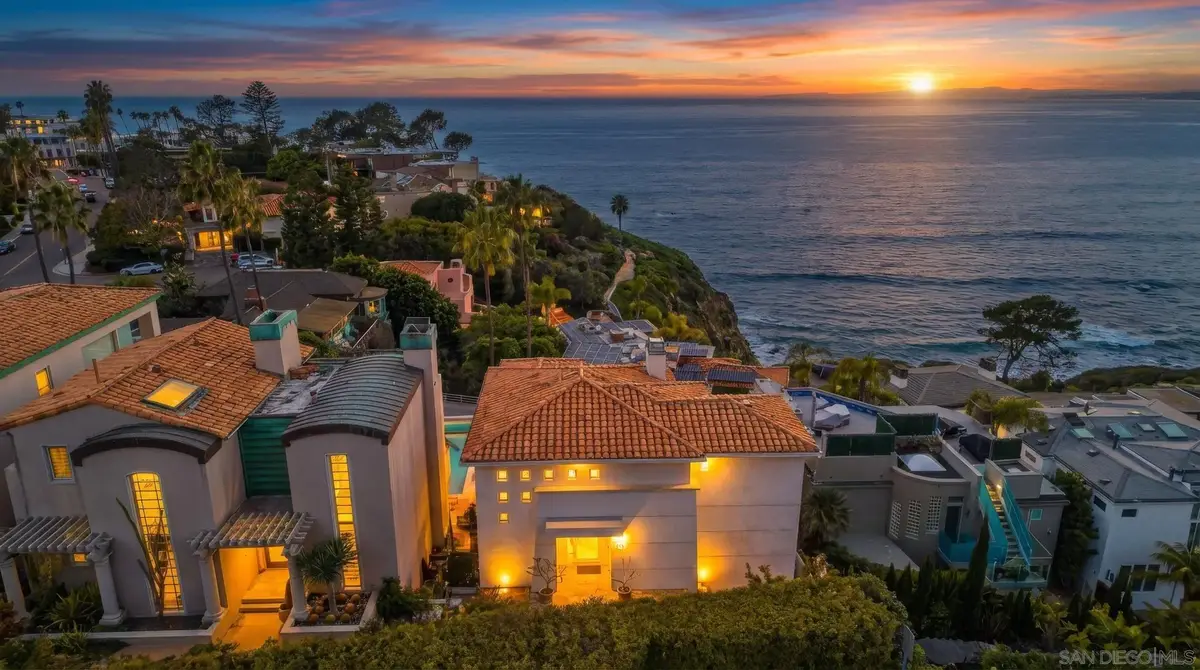 7825 Prospect Pl, La Jolla, CA 92037 - Image #1