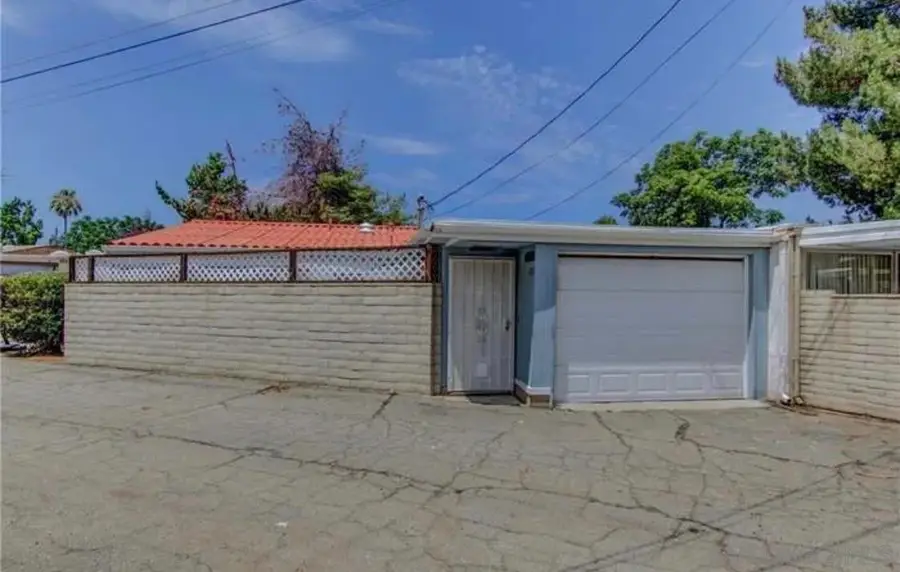 632 Gibbel Rd, Hemet, CA 92543 - Image #2