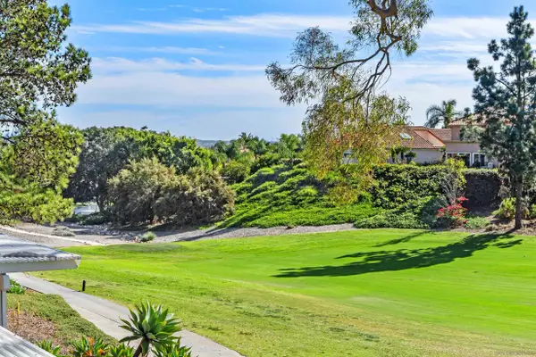 12032 Royal Birkdale Row #B, San Diego, CA 92128