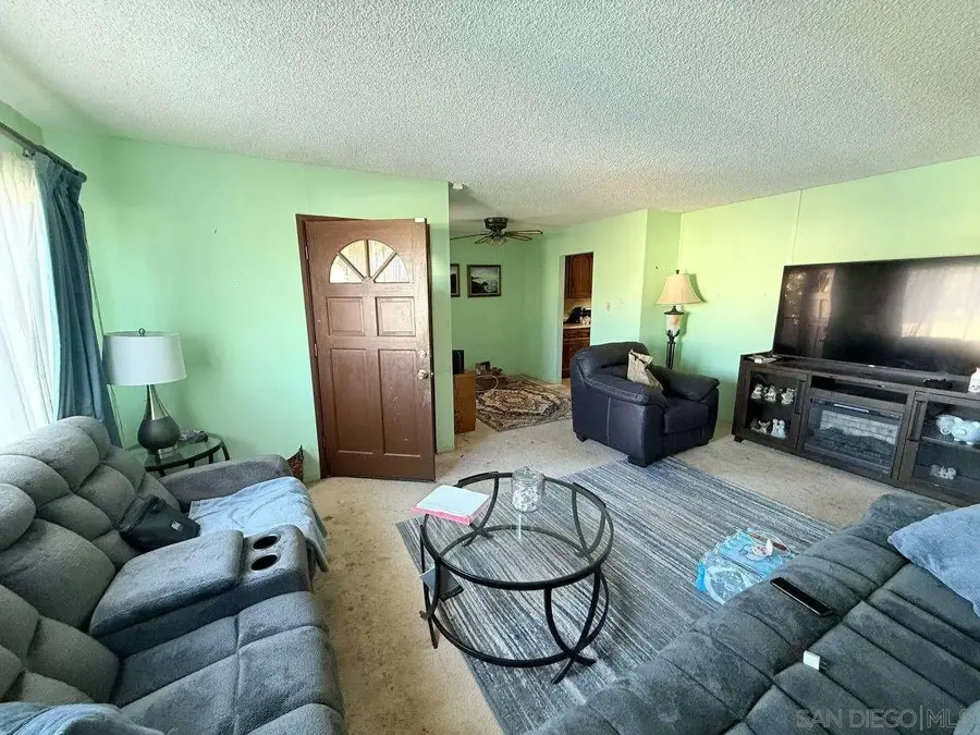 350 S Muriel Dr, Barstow, CA 92311 - #2