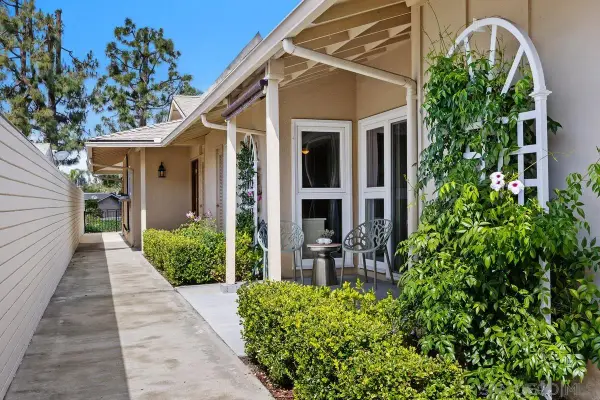 1448 La Linda Dr, San Marcos, CA 92078