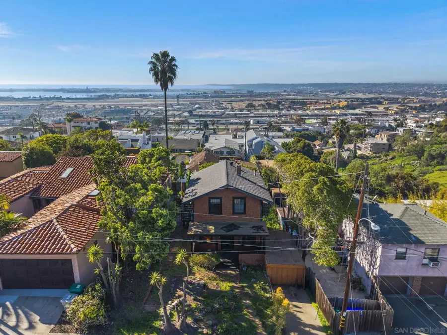 1827 Puterbaugh St, San Diego, CA 92103 - Image #2