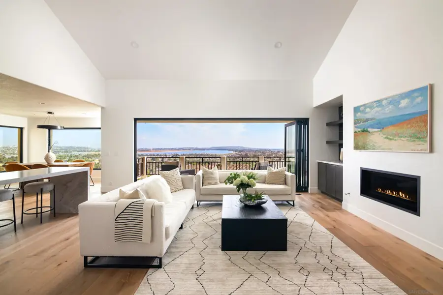 2481 La Marque St, San Diego, CA 92109 - Image #2