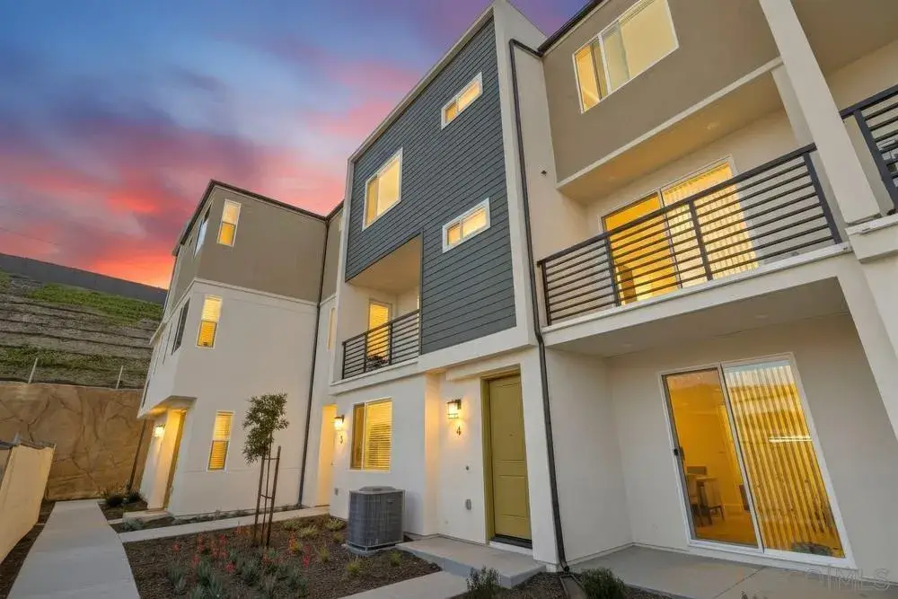 852 Makani St #4, Chula Vista, CA 91911 - Image #1