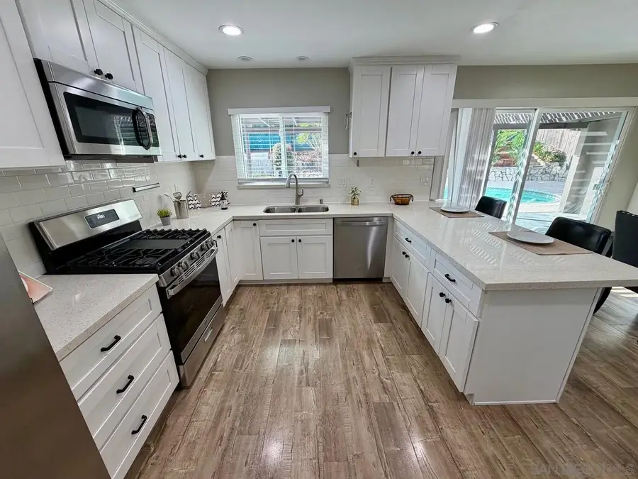 1188 Waxwing Dr., Vista, CA 92083 - Image #2