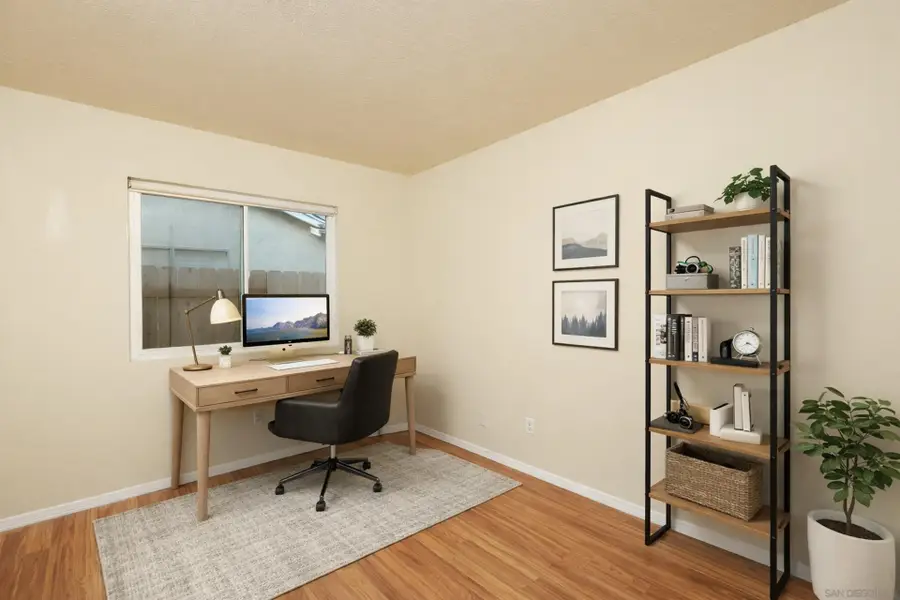 10866 Sandy Hook Rd, San Diego, CA 92126 - Image #3