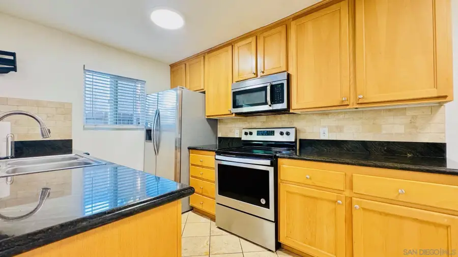 9860 Dale Avenue #C12, Spring Valley, CA 91977 - #2