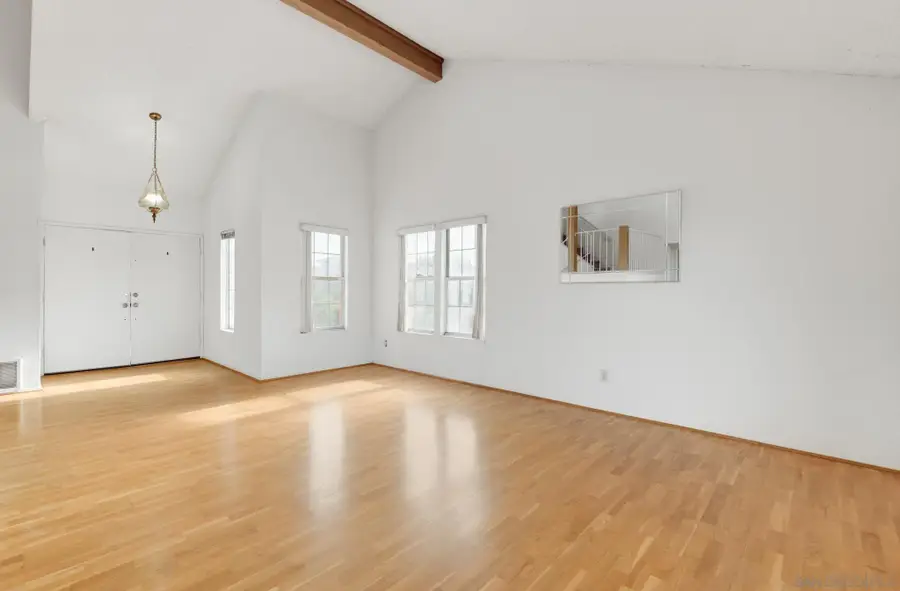 7906 Hemphill Dr, San Diego, CA 92126 - Image #2