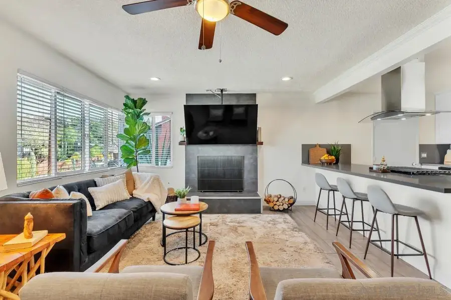 4040 Apore St, La Mesa, CA 91941 - #3