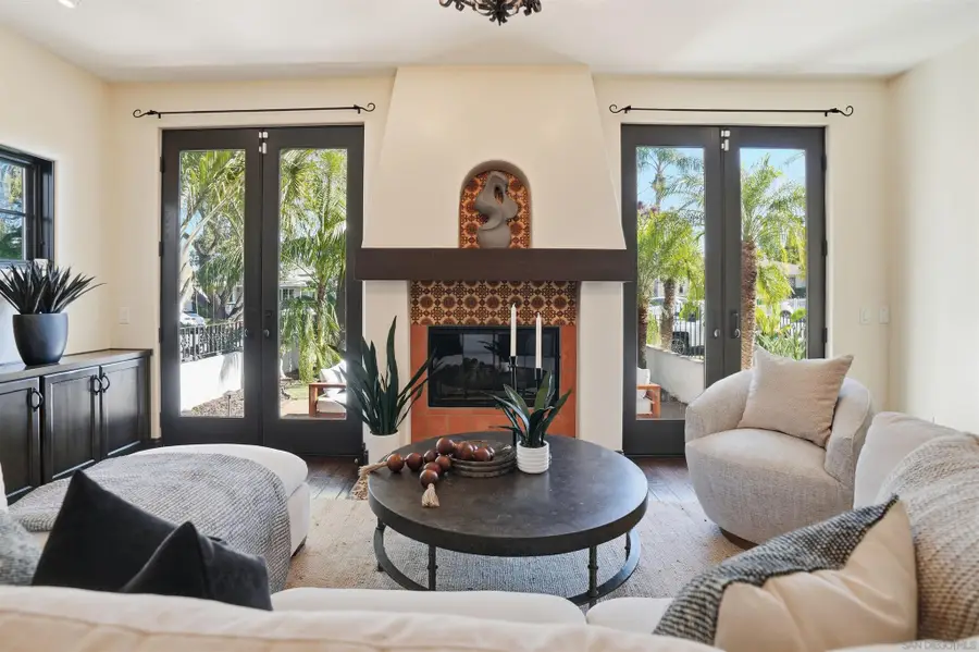 258 H Ave, Coronado, CA 92118 - Image #2
