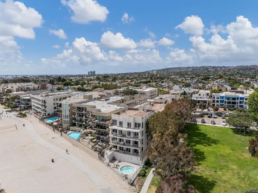 1251 Parker Pl #2D, San Diego, CA 92109 - Image #2