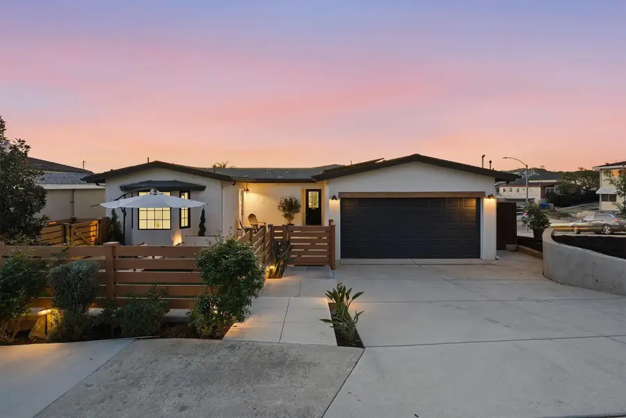 3692 Princeton Avenue, San Diego, CA 92117 - #2