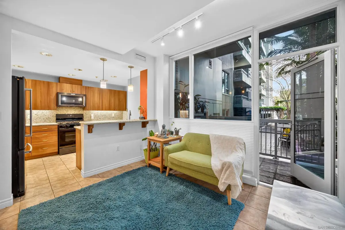 300 W Beech St #10, San Diego, CA 92101 - #1