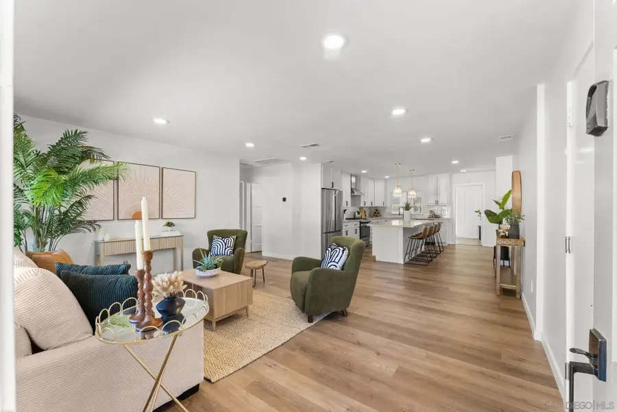 6383-85 Stanley Ave, San Diego, CA 92115 - #3