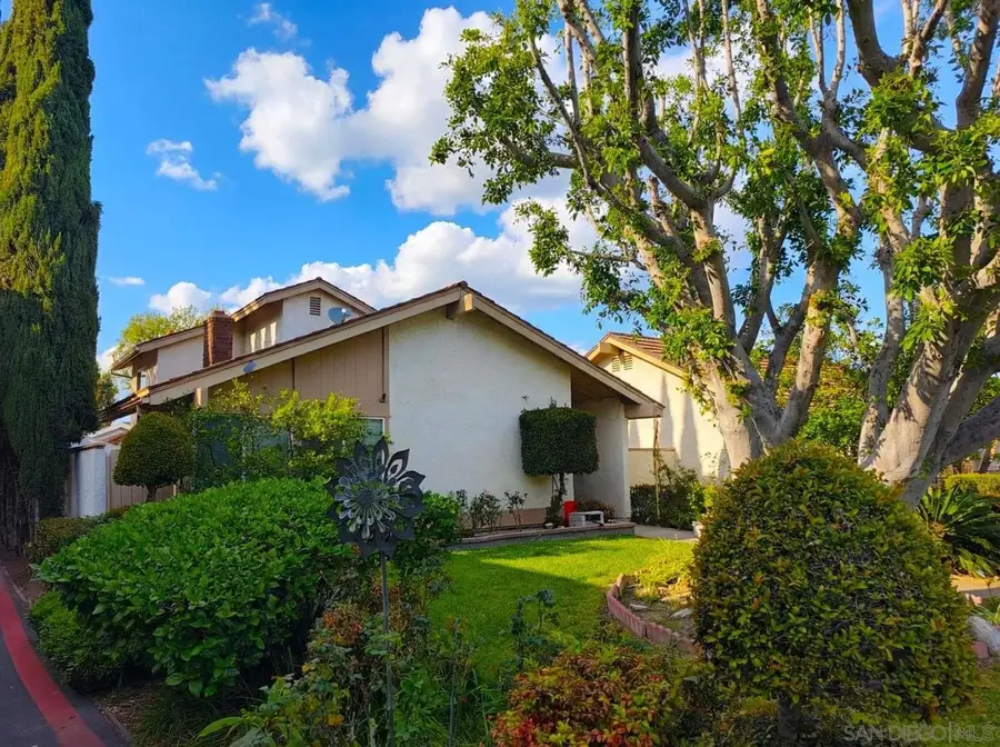 14491 Pinewood Rd, Tustin, CA 92780 - #2