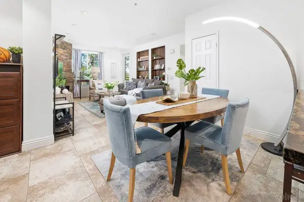 12366 Carmel Country Rd #207, San Diego, CA 92130