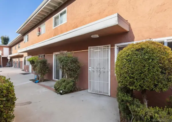 1060 E Washington Ave #5, Escondido, CA 92025